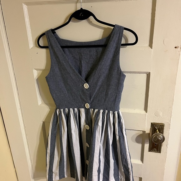 American Apparel Striped Linen Dress - Picture 5 of 6